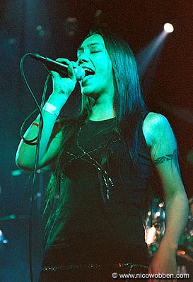 arab061002_01