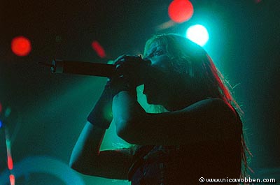 aren011003_01