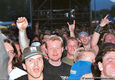 misc_byh01_crowd6